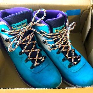 Columbia Newton Ridge Hiking Boots